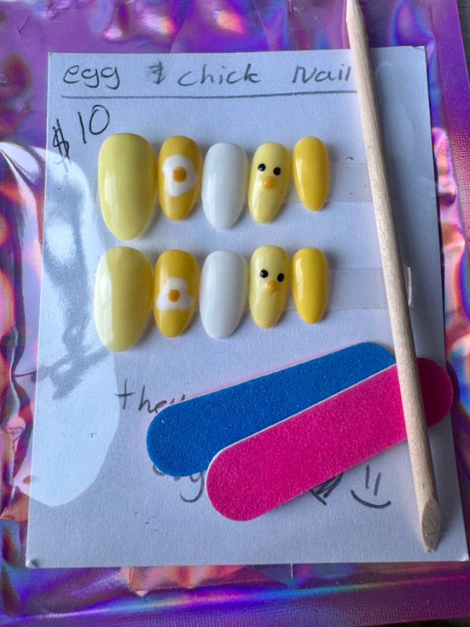 Egg & Chick nail set